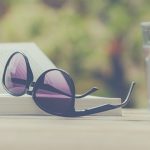 サングラスの手入れとストッキングの応急処置!ブーツのシワ取り方法!