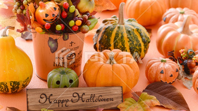 年間の記念日10月！ハロウィンの由来となぜ仮装はかぼちゃのお化けなの！